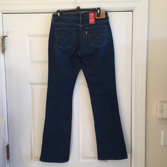 Levi Curvy Bootcut Jeans - Picture 5 of 8